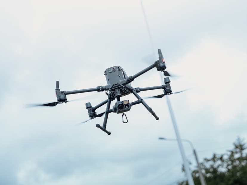 Drón monitoring képzés – DJI Matrice 300 + H20T platform repülés közben