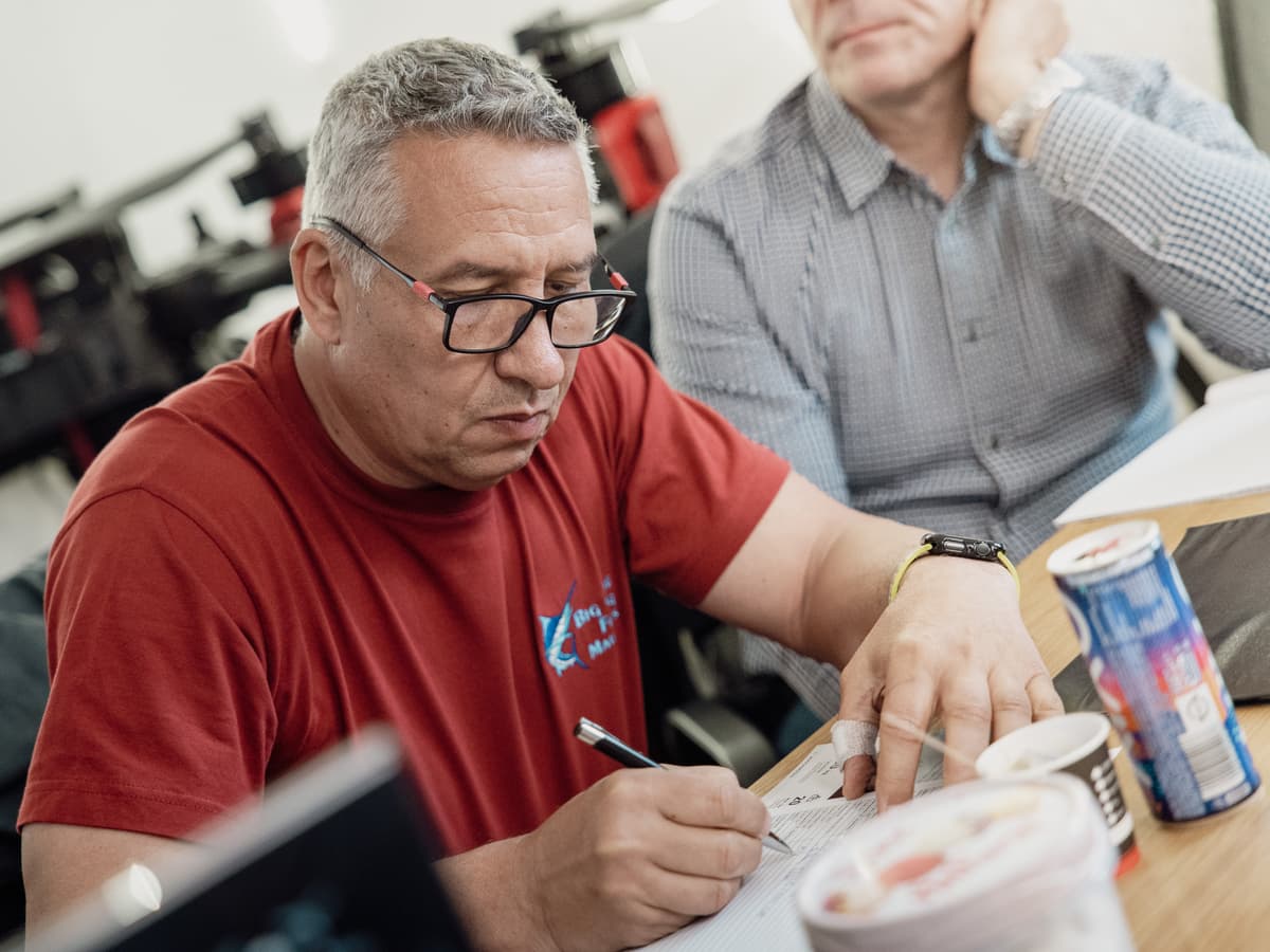 Résztvevő jegyzetel az A2 elméleti rész alatt