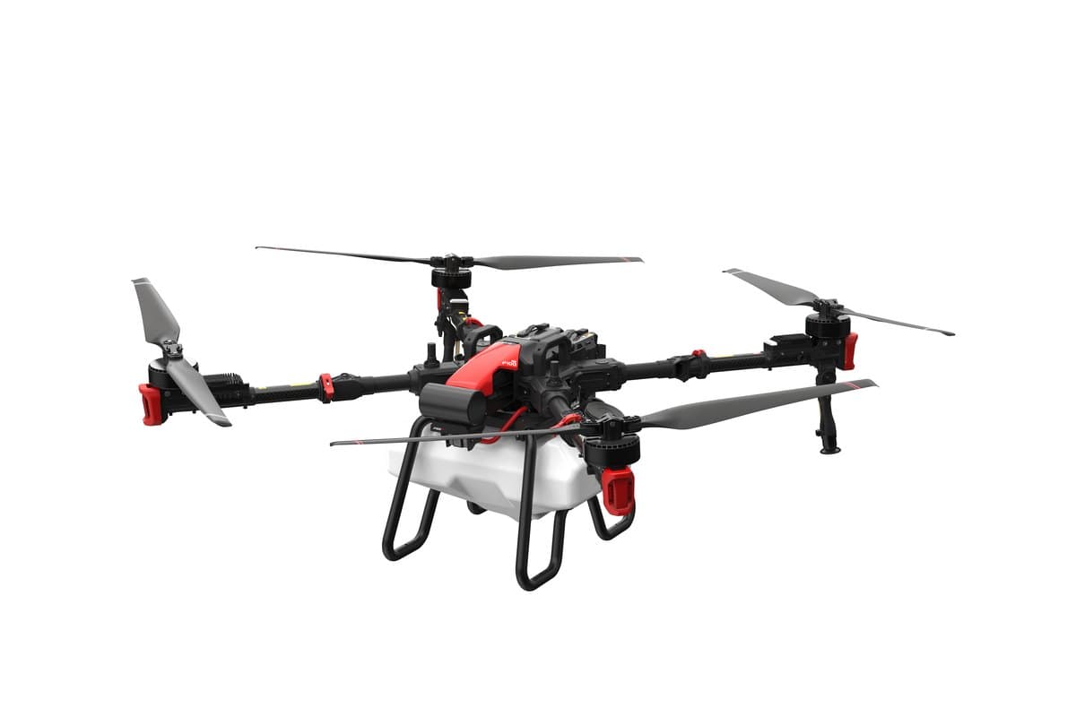 XAG P100 Pro mezőgazdasági permetező drón RevoSpray tartállyal