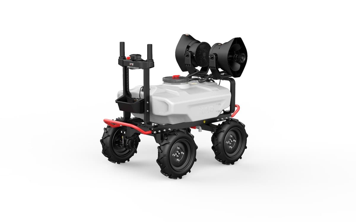 XAG R100 földi permetező robot gyümölcsösbe és üvegházba